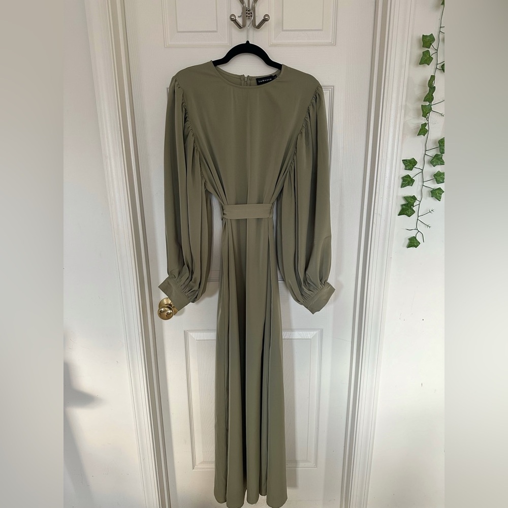 Women’s Lameera Moda dress/abaya - Size L
